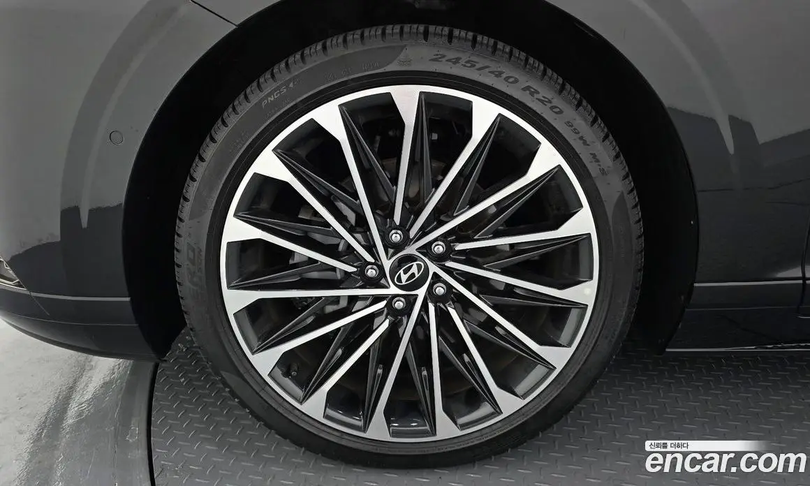 Hyundai Grandeur 2024 2.5 автомат (гидро), фото 5