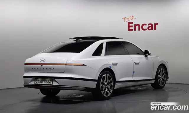 Hyundai Grandeur 2024 2.5 автомат (гидро), миниатюра 2