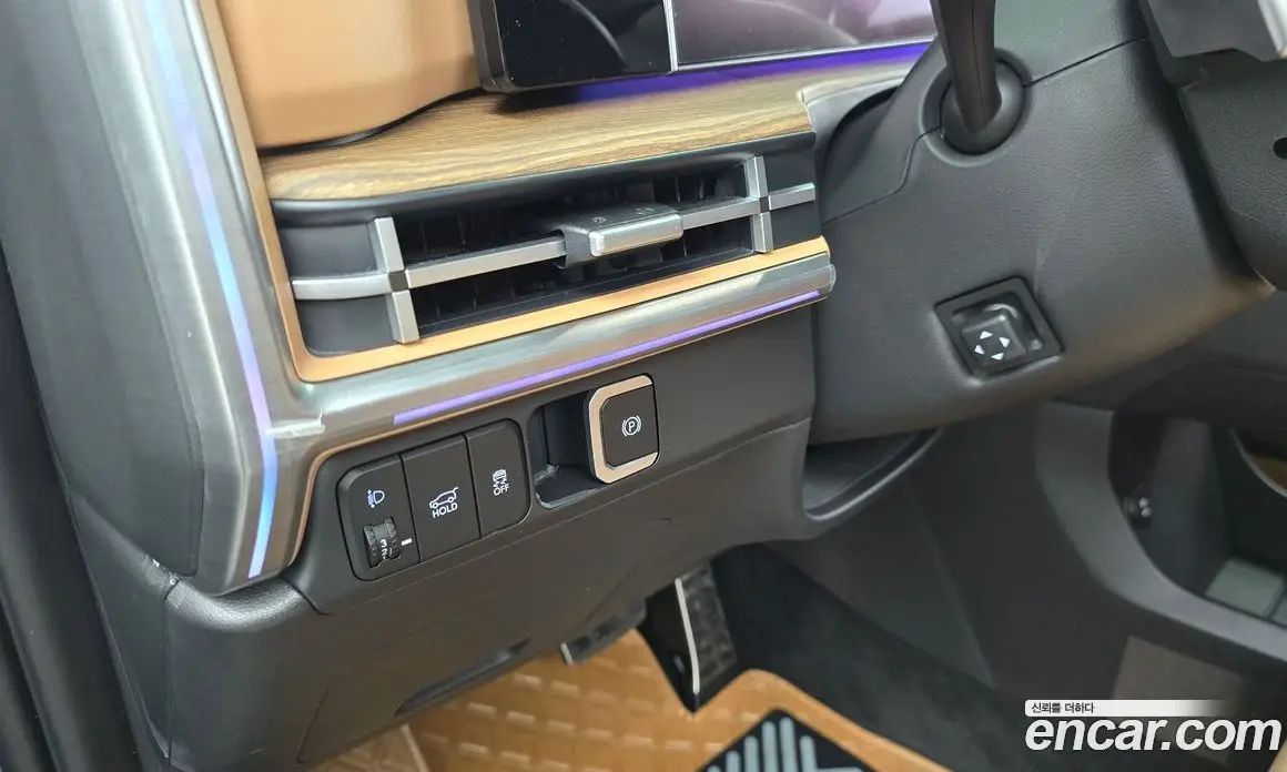 Hyundai Santa Fe 2025 1.6 автомат (гидро), фото 27