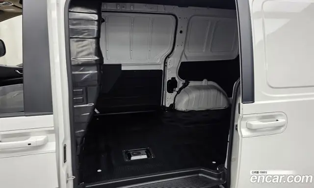 Hyundai Staria 2023 2.2 автомат (гидро), миниатюра 12