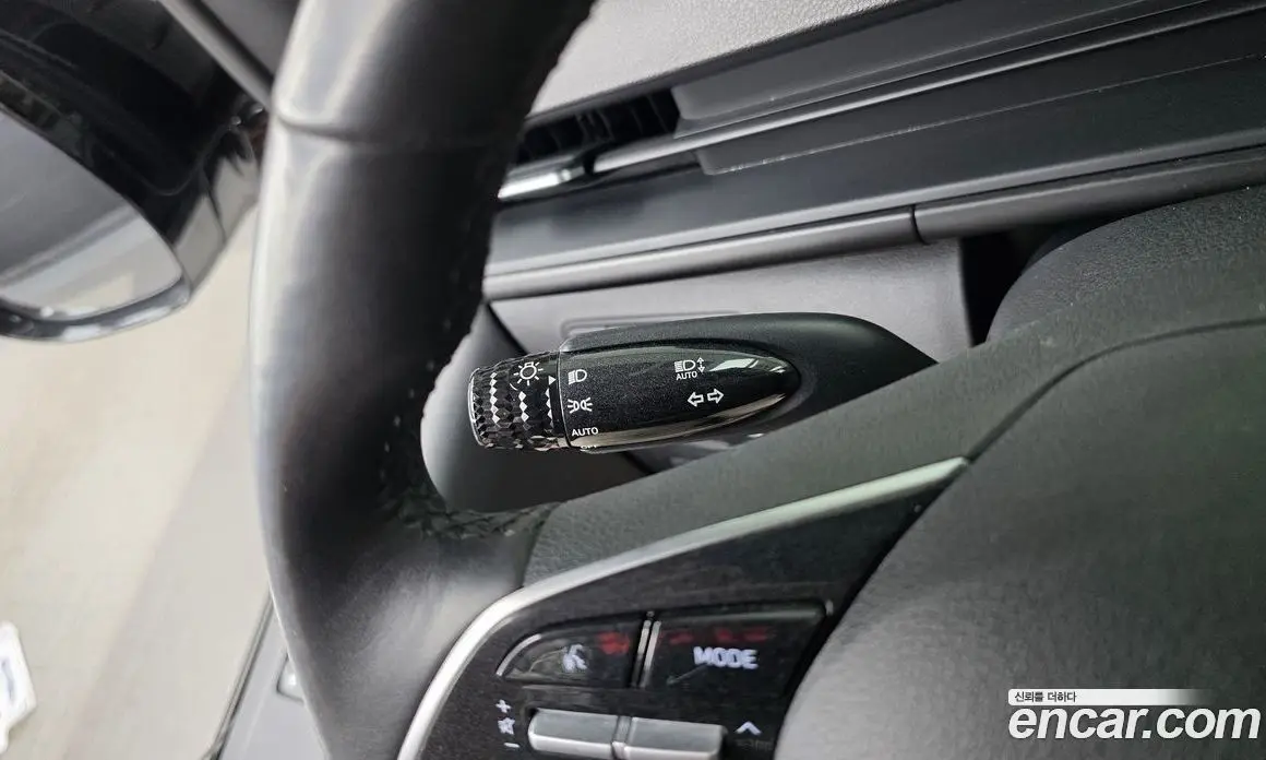 Hyundai Staria 2023 2.2 автомат (гидро), фото 19