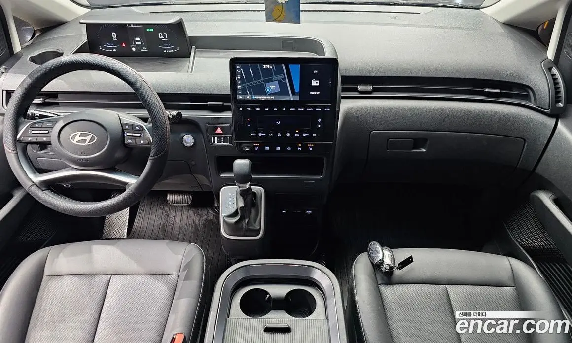 Hyundai Staria 2025 3.5 автомат (гидро), фото 7