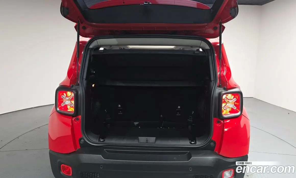 Jeep Renegade 2019 2.4 автомат (гидро), фото 25