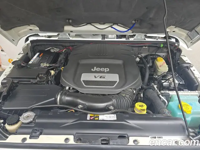 Jeep Wrangler 2014 3.6 автомат (гидро), миниатюра 11