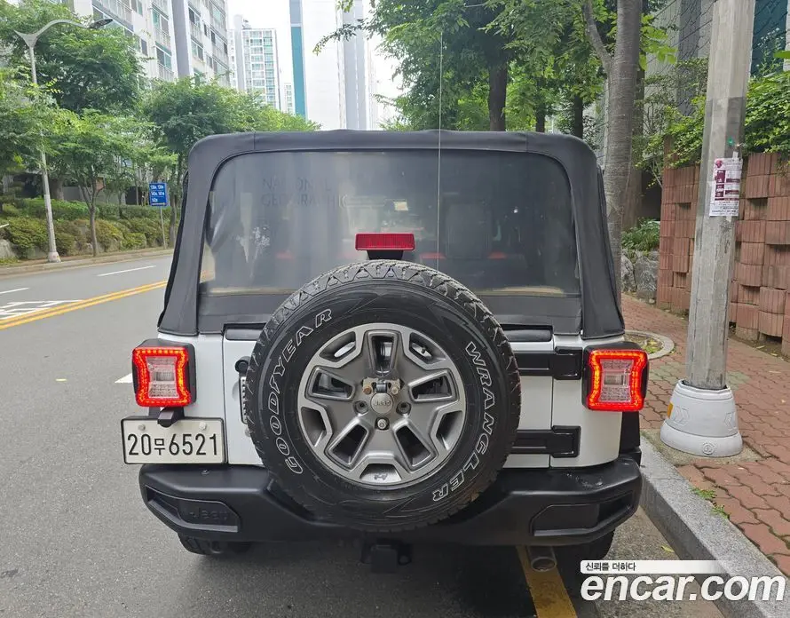 Jeep Wrangler 2014 3.6 автомат (гидро), фото 13