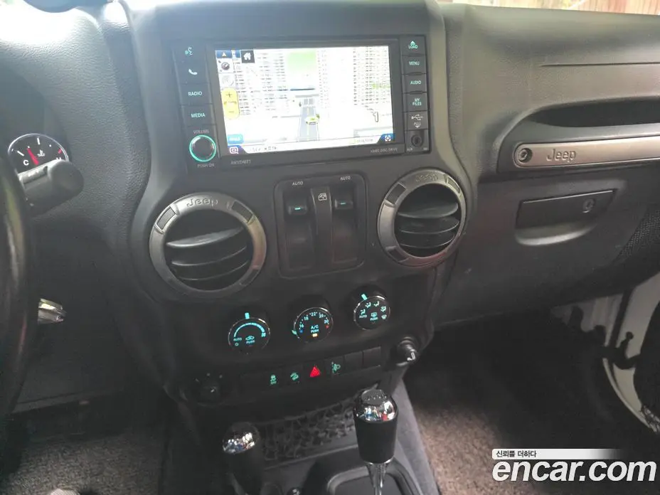 Jeep Wrangler 2014 3.6 автомат (гидро), фото 18