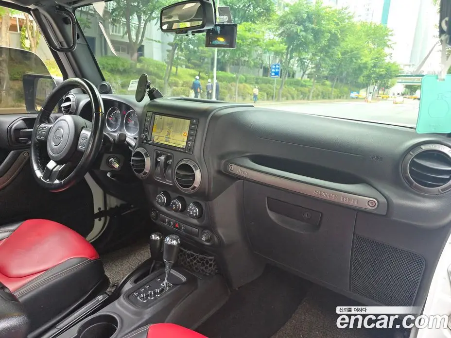 Jeep Wrangler 2014 3.6 автомат (гидро), фото 20