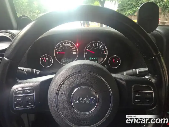 Jeep Wrangler 2014 3.6 автомат (гидро), миниатюра 4