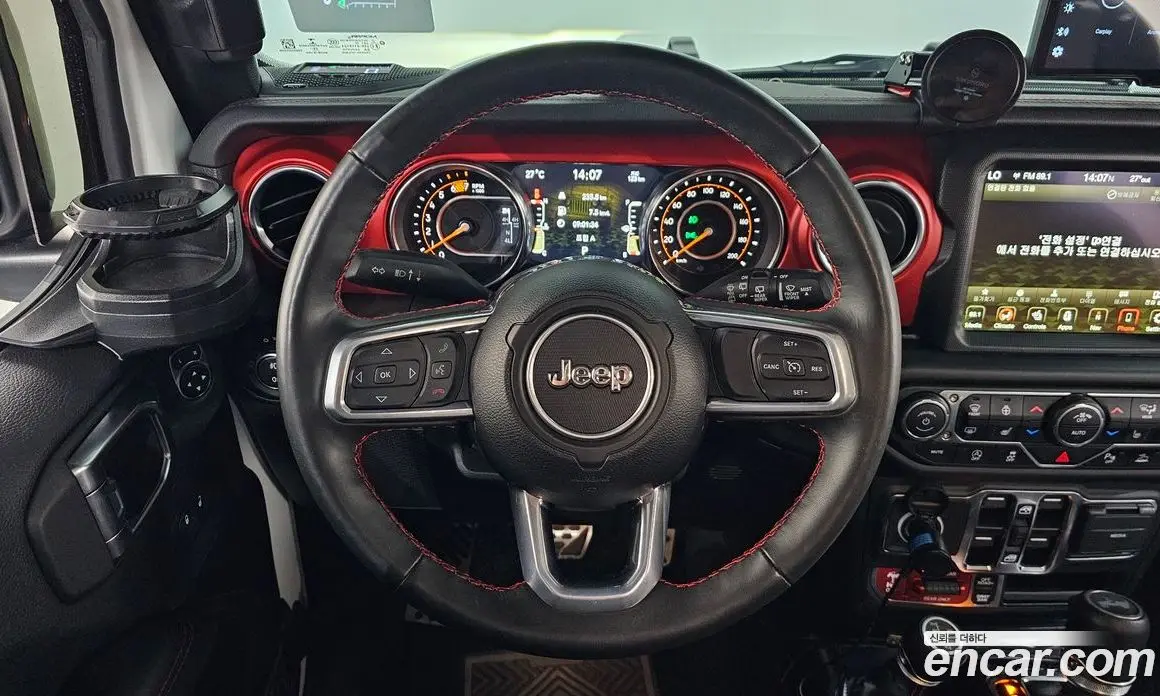 Jeep Wrangler 2023 2.0 автомат (гидро), фото 19