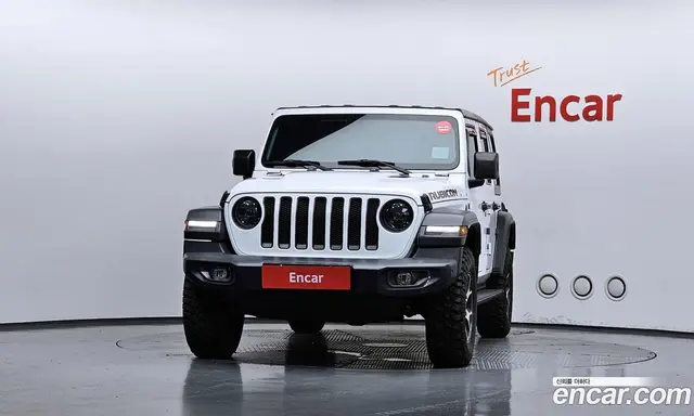 Jeep Wrangler 2023 2.0 автомат (гидро), миниатюра 3