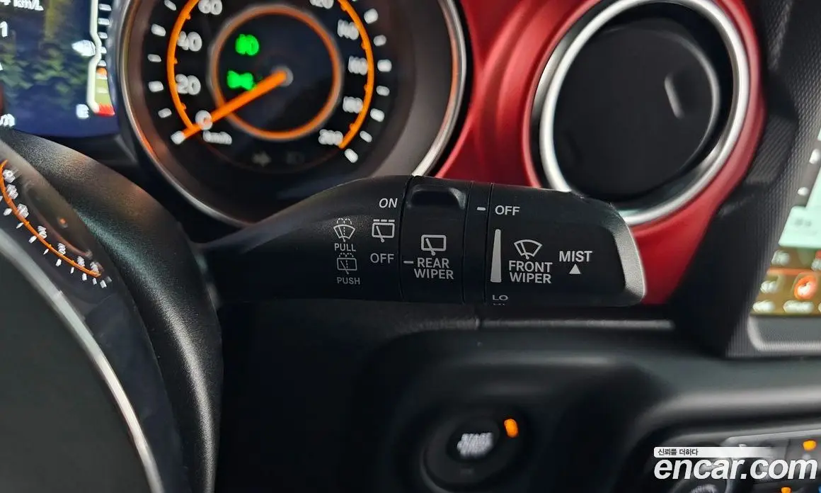 Jeep Wrangler 2023 2.0 автомат (гидро), фото 27
