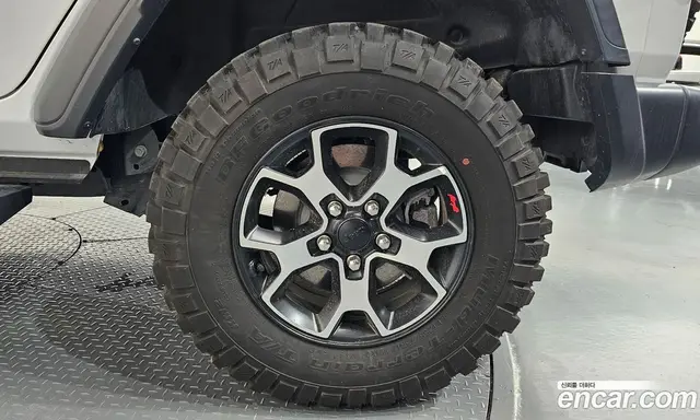 Jeep Wrangler 2023 2.0 автомат (гидро), миниатюра 7