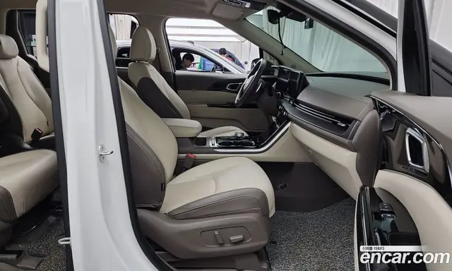 Kia Carnival 2020 2.2 автомат (гидро), миниатюра 11