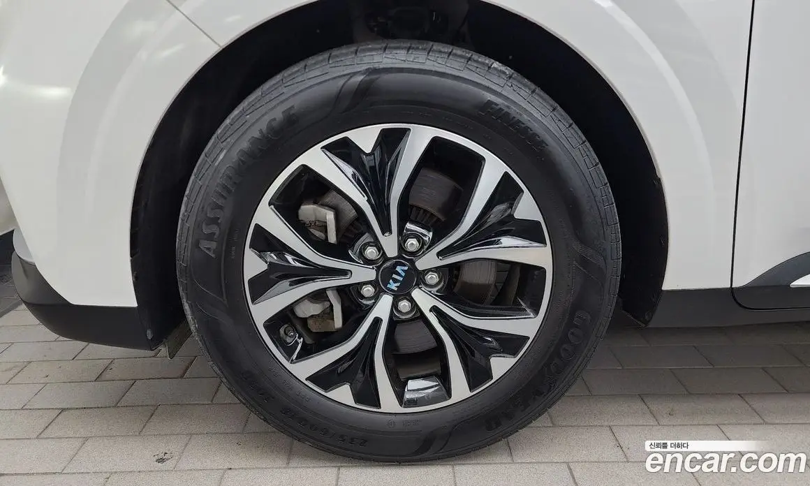 Kia Carnival 2020 2.2 автомат (гидро), фото 5