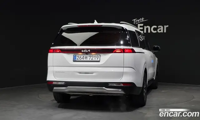 Kia Carnival 2022 3.5 автомат (гидро), миниатюра 4