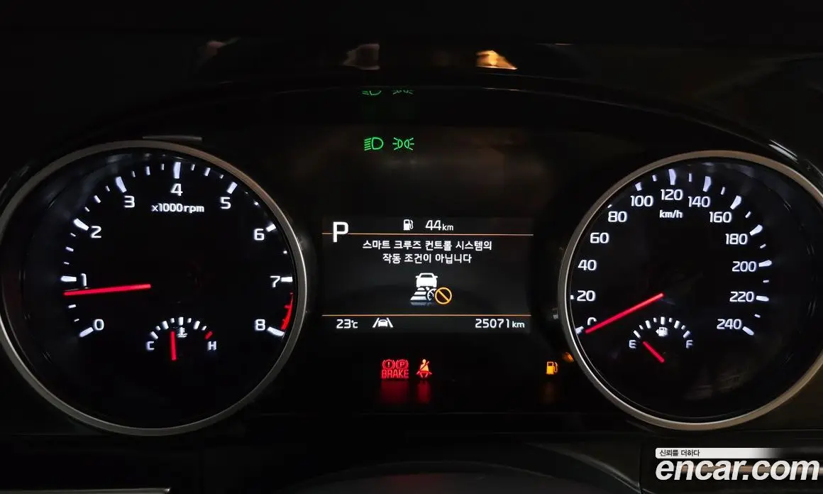 Kia Carnival 2022 3.5 автомат (гидро), фото 8
