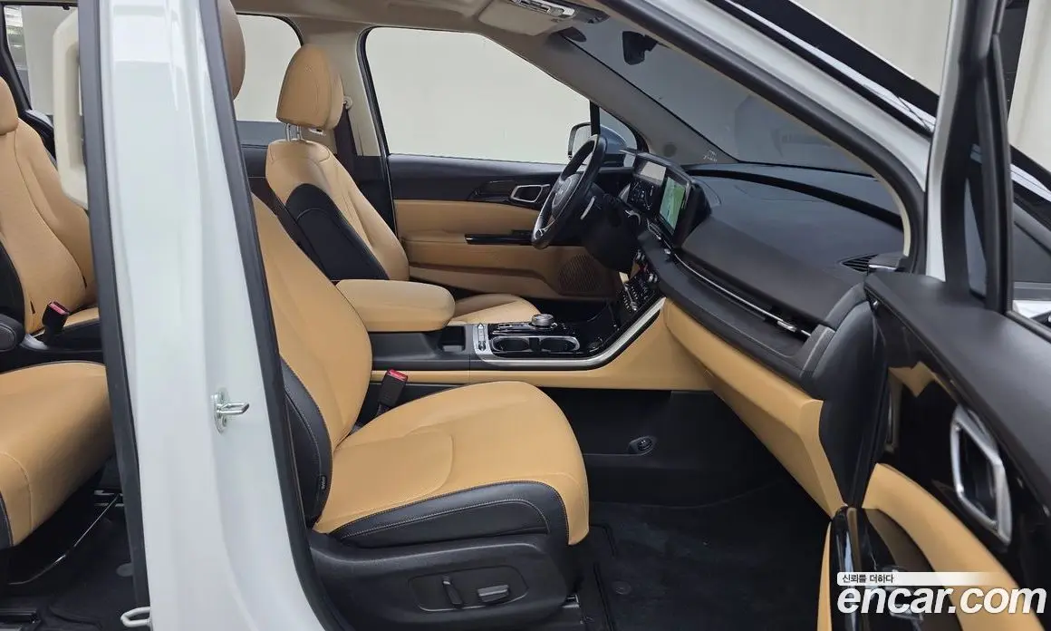 Kia Carnival 2022 2.2 автомат (гидро), фото 17