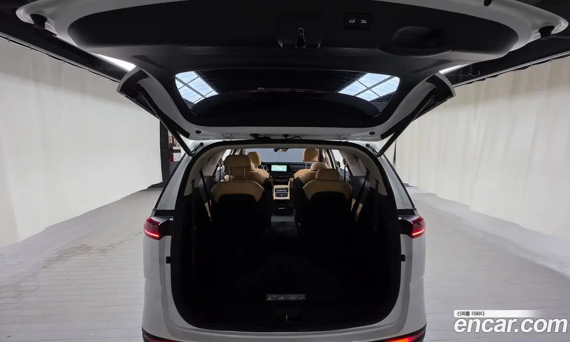 Kia Carnival 2022 2.2 автомат (гидро), фото 26