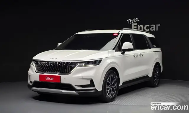 Kia Carnival, 2023, 20 931 км