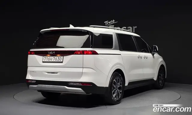 Kia Carnival 2023 2.2 автомат (гидро), миниатюра 2