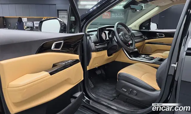 Kia Carnival 2023 2.2 автомат (гидро), миниатюра 12
