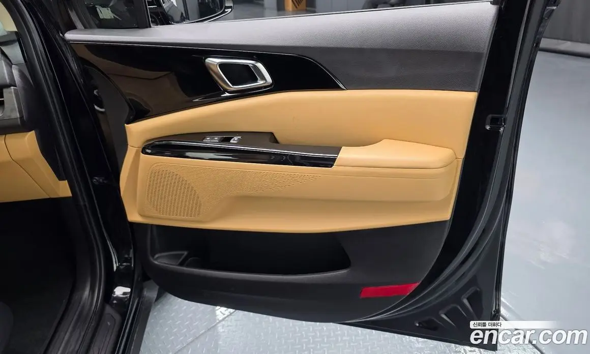 Kia Carnival 2023 2.2 автомат (гидро), фото 14