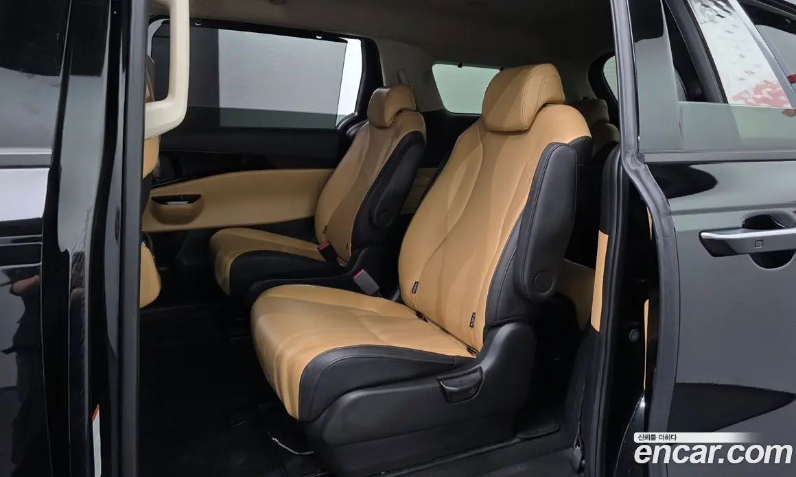 Kia Carnival 2023 2.2 автомат (гидро), фото 15