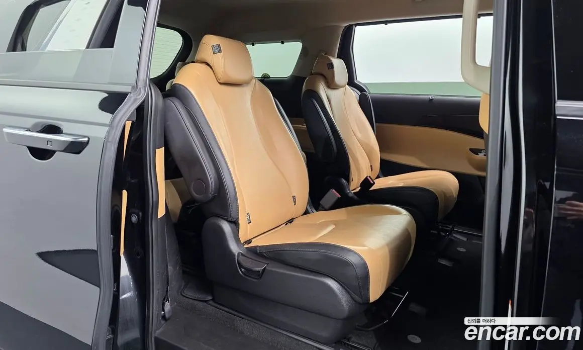 Kia Carnival 2023 2.2 автомат (гидро), фото 17