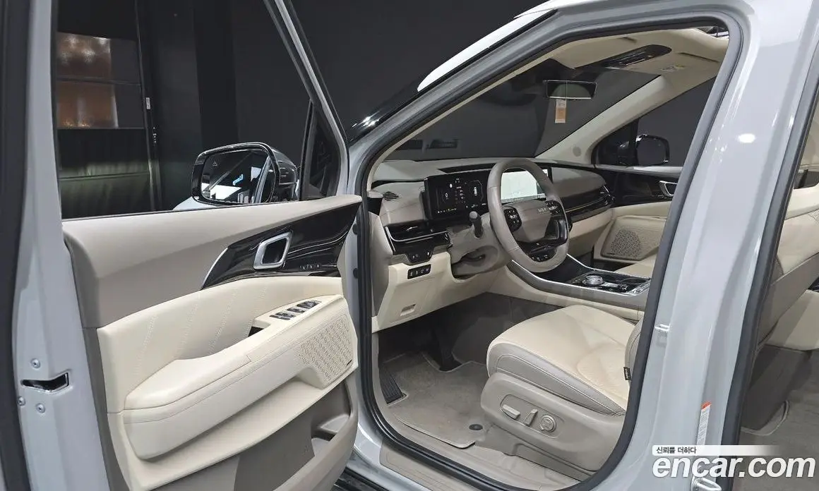 Kia Carnival 2024 1.6 автомат (гидро), фото 13