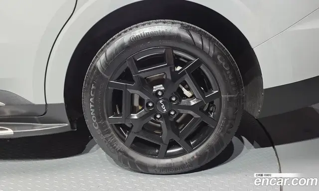 Kia Carnival 2024 1.6 автомат (гидро), миниатюра 7