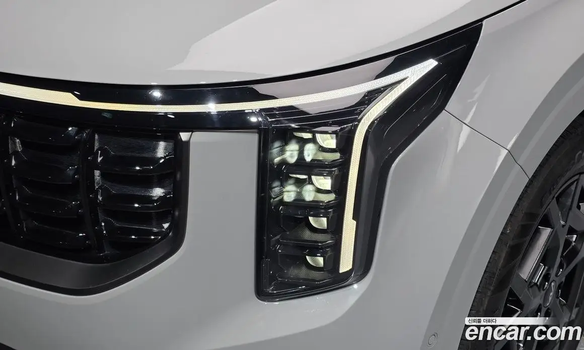 Kia Carnival 2024 1.6 автомат (гидро), фото 8