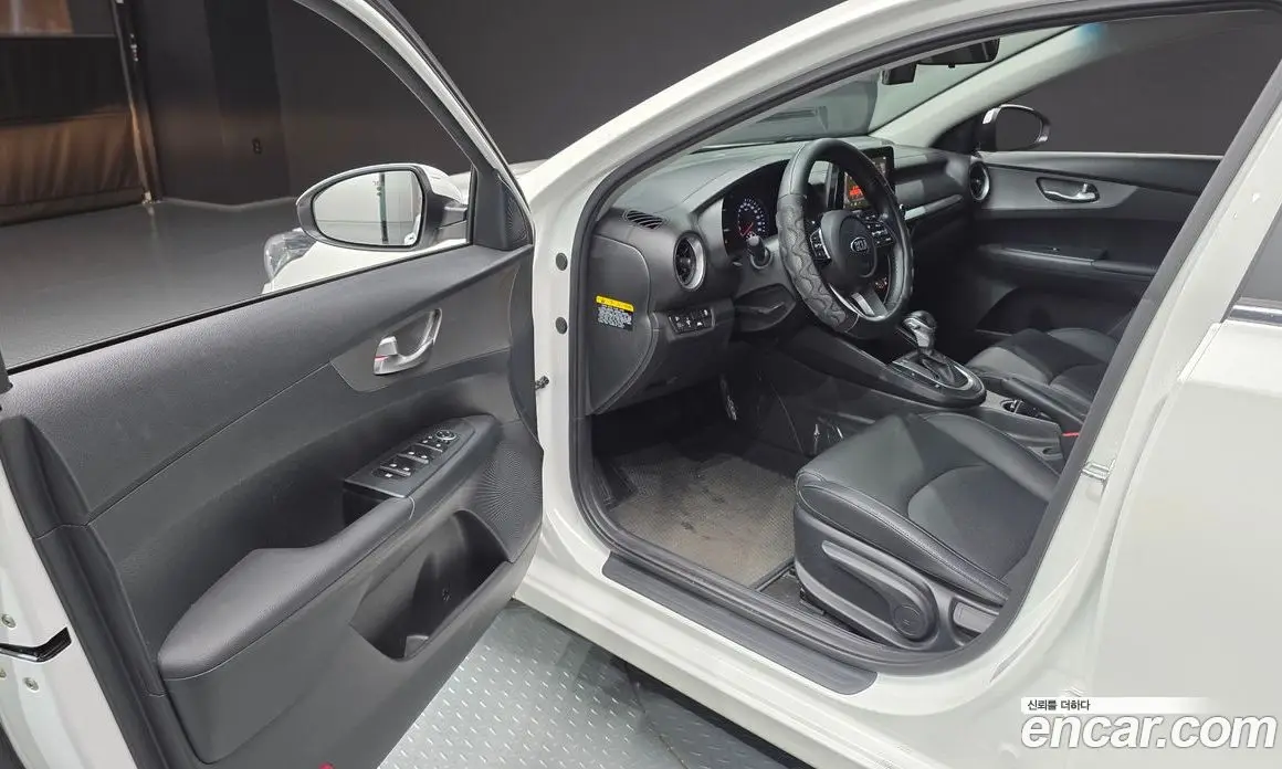 Kia K3 2020 1.6 автомат (гидро), фото 13 Kia K3 2020 1.6 автомат (гидро), фото 13