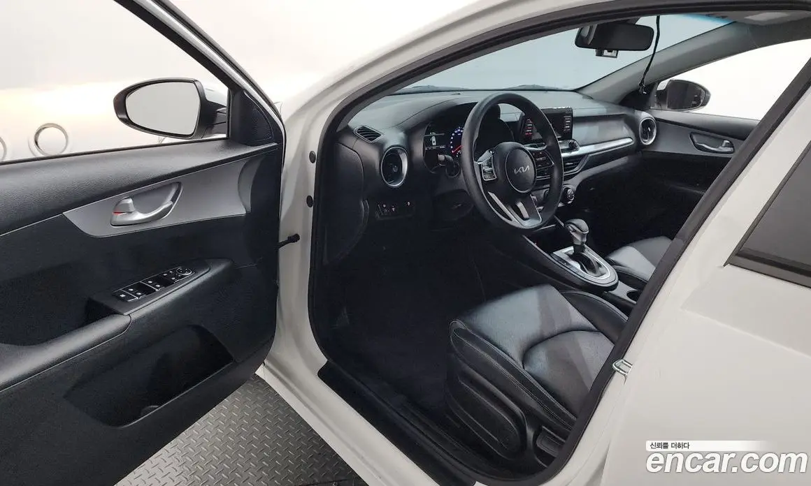 Kia K3 2022 1.6 автомат (гидро), фото 13 Kia K3 2022 1.6 автомат (гидро), фото 13