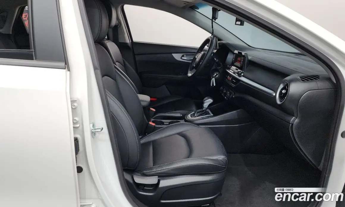 Kia K3 2022 1.6 автомат (гидро), фото 16 Kia K3 2022 1.6 автомат (гидро), фото 16