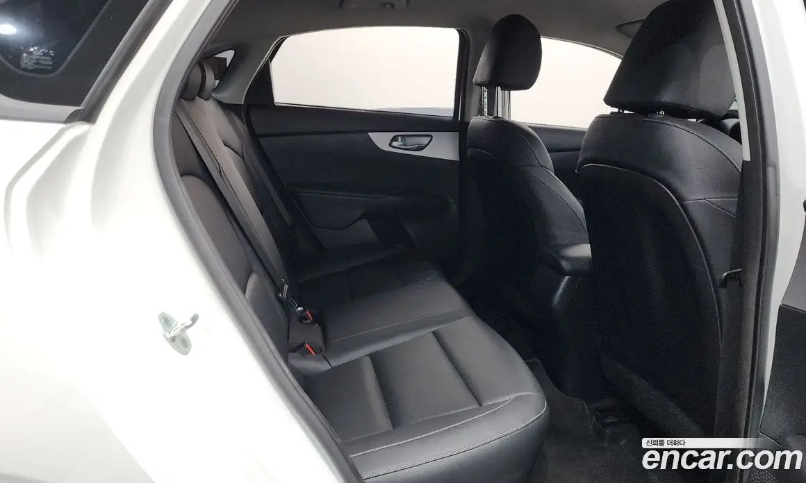 Kia K3 2022 1.6 автомат (гидро), фото 23 Kia K3 2022 1.6 автомат (гидро), фото 23