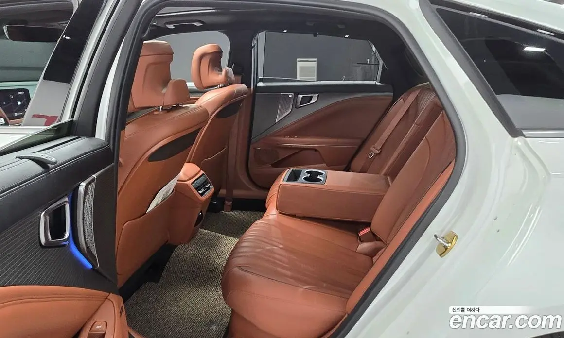 Kia K8 2024 1.6 автомат (гидро), фото 12 Kia K8 2024 1.6 автомат (гидро), фото 12