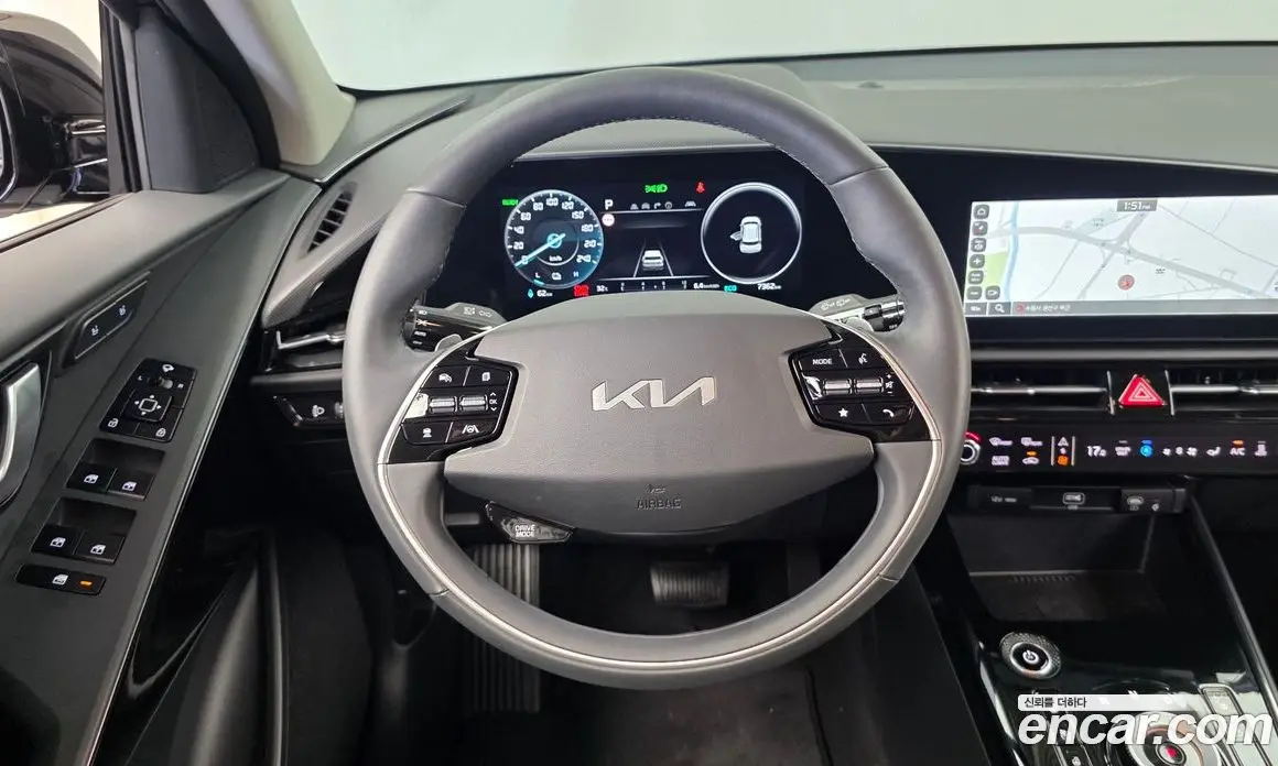 Kia Niro 2023 0.2 автомат (гидро), фото 18