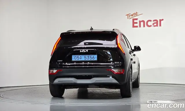 Kia Niro 2023 0.2 автомат (гидро), миниатюра 3