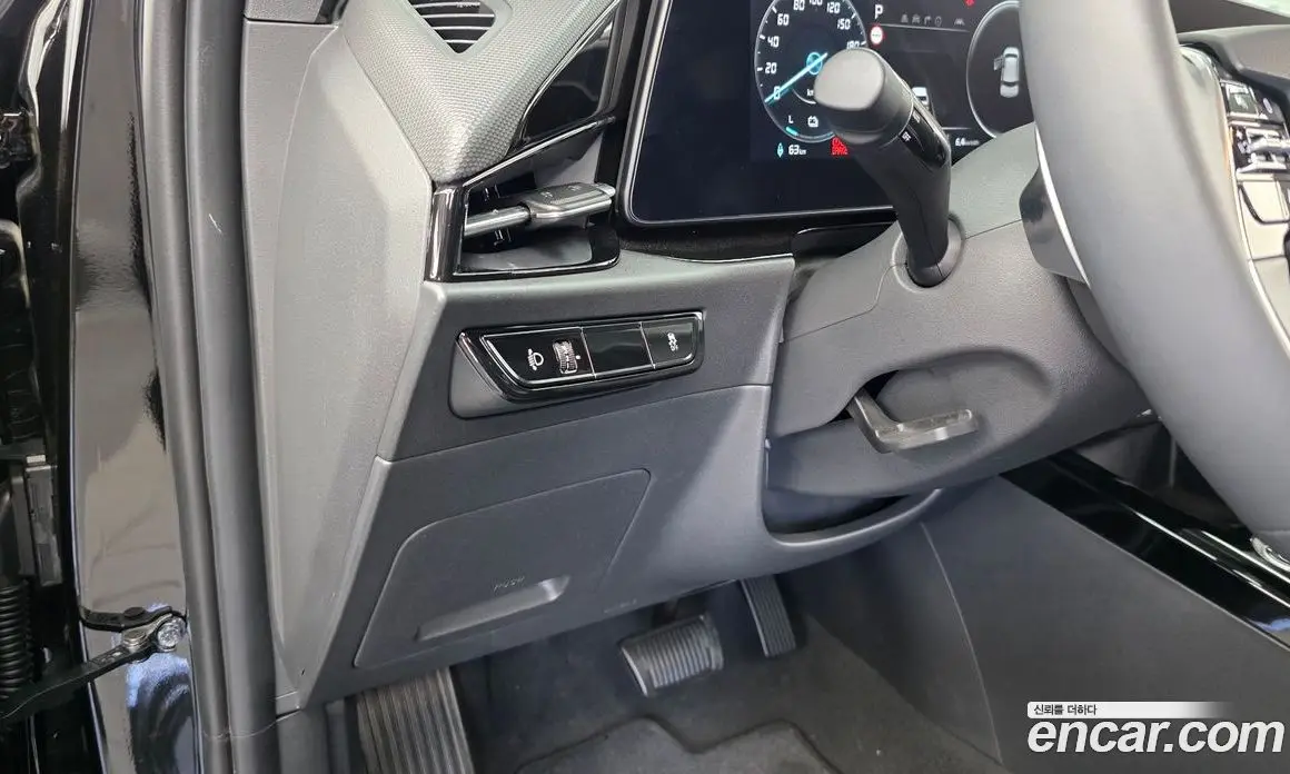 Kia Niro 2023 0.2 автомат (гидро), фото 22
