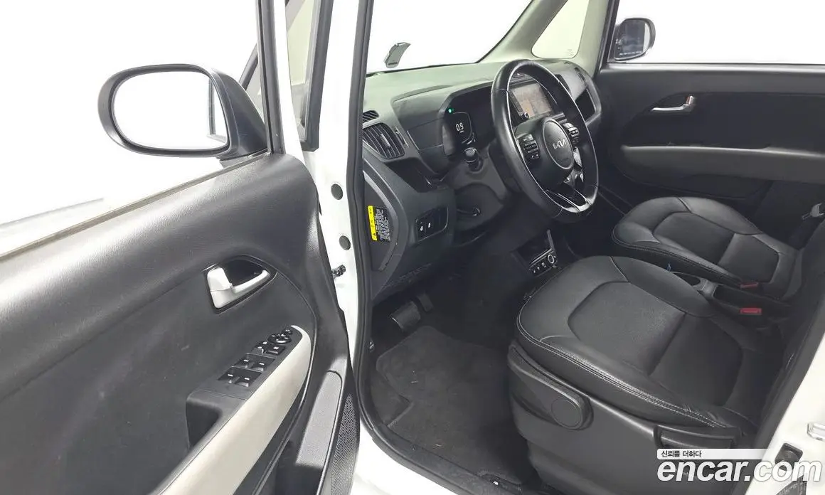 Kia Ray 2023 1.0 автомат (гидро), фото 13