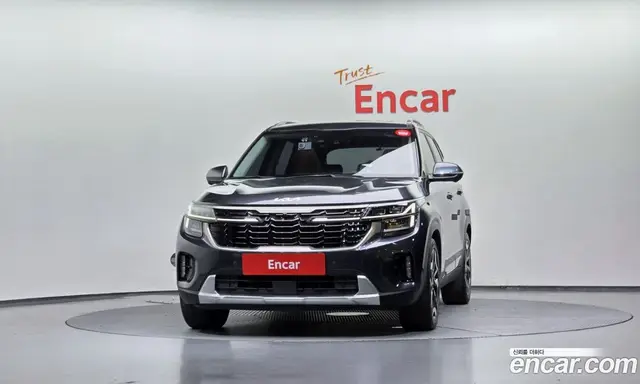 Kia Seltos 2022 2.0 автомат (гидро), миниатюра 3