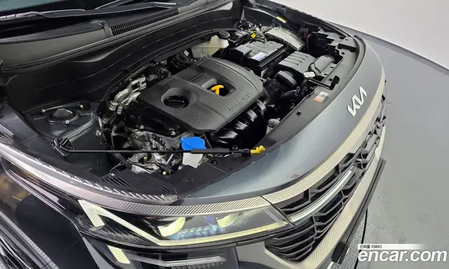 Kia Seltos 2022 2.0 автомат (гидро), миниатюра 6