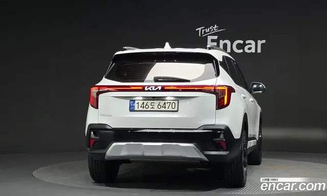 Kia Seltos 2023 2.0 автомат (гидро), миниатюра 4