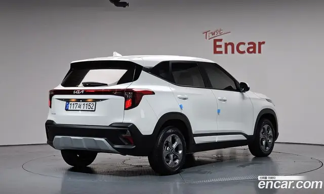Kia Seltos 2025 1.6 автомат (гидро), миниатюра 1 Kia Seltos 2025 1.6 автомат (гидро), миниатюра 1