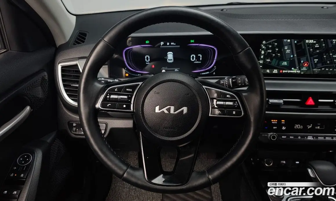 Kia Seltos 2025 1.6 автомат (гидро), фото 17 Kia Seltos 2025 1.6 автомат (гидро), фото 17