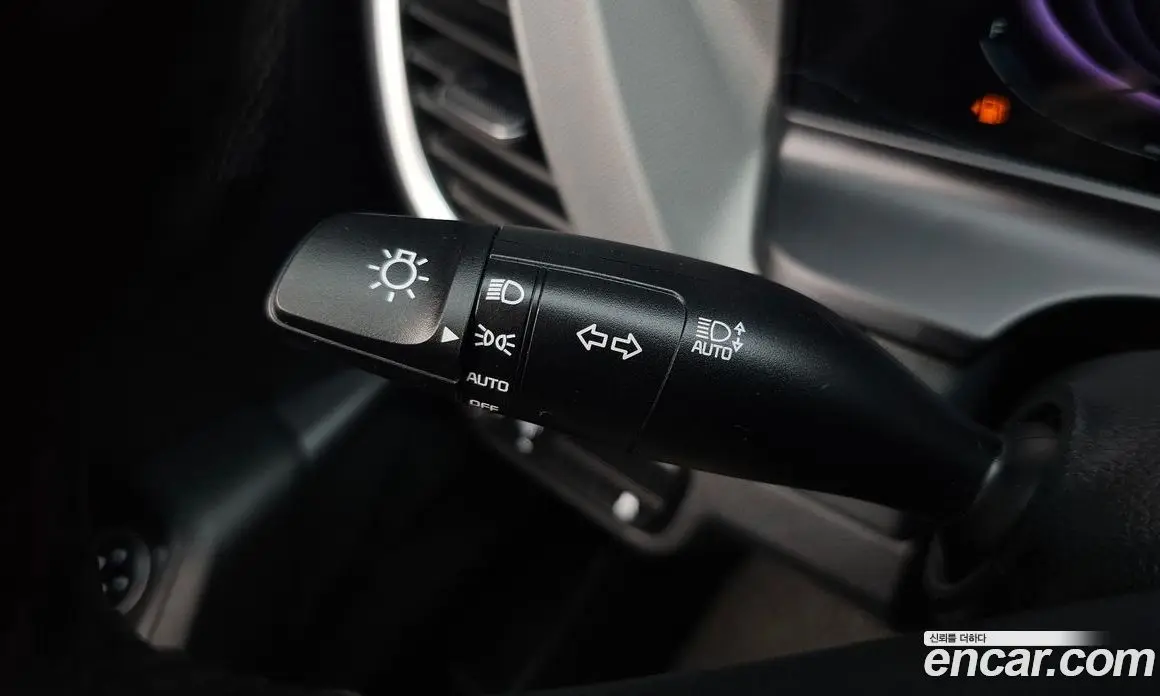 Kia Seltos 2025 1.6 автомат (гидро), фото 22 Kia Seltos 2025 1.6 автомат (гидро), фото 22