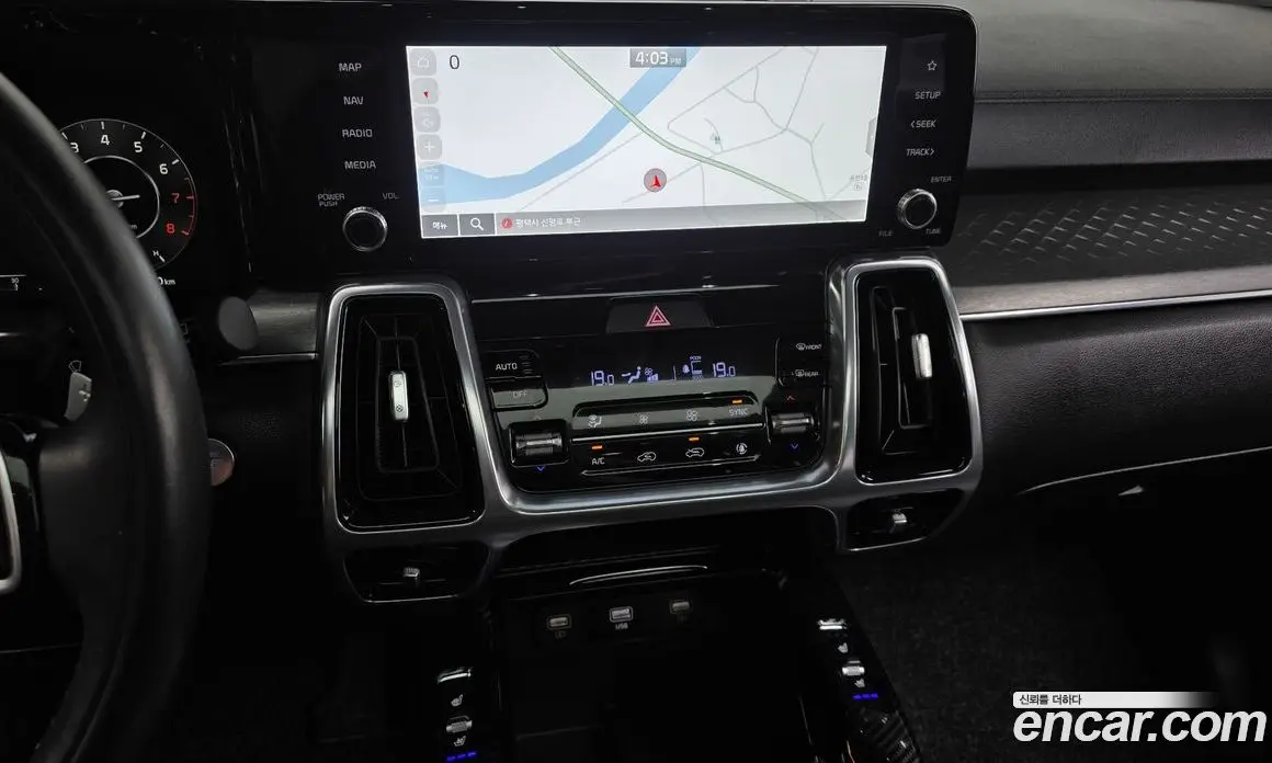 Kia Sorento 2023 2.5 автомат (гидро), фото 20