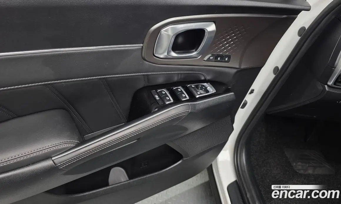 Kia Sorento 2023 2.5 автомат (гидро), фото 29
