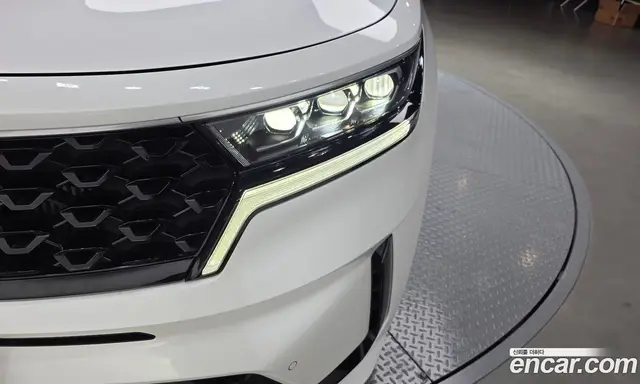 Kia Sorento 2023 2.5 автомат (гидро), миниатюра 8