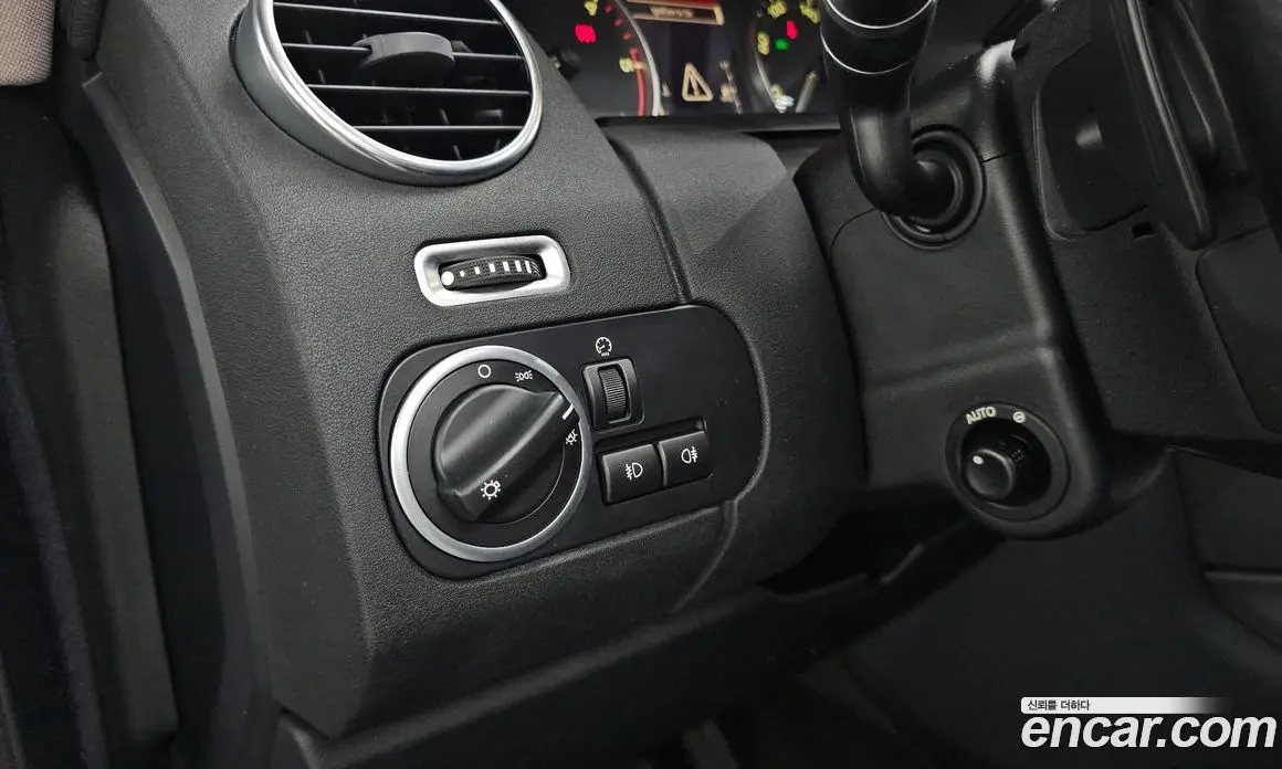 Land Rover Discovery 2014 3.0 автомат (гидро), фото 15